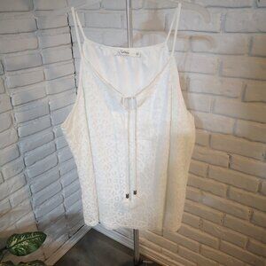 Solitaire Ladies White Lace Lined Sleeveless Top